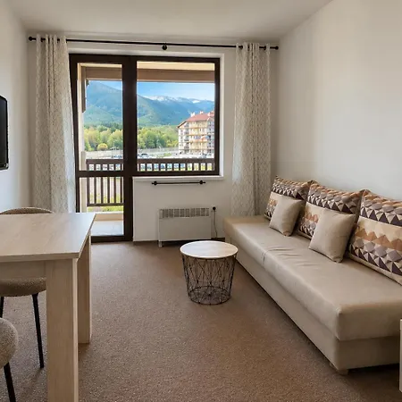 Mountain View Apartment 5 Min Walk To Gondola